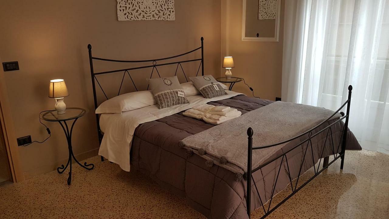 Salerno Centraal Apartment Zewnętrze zdjęcie